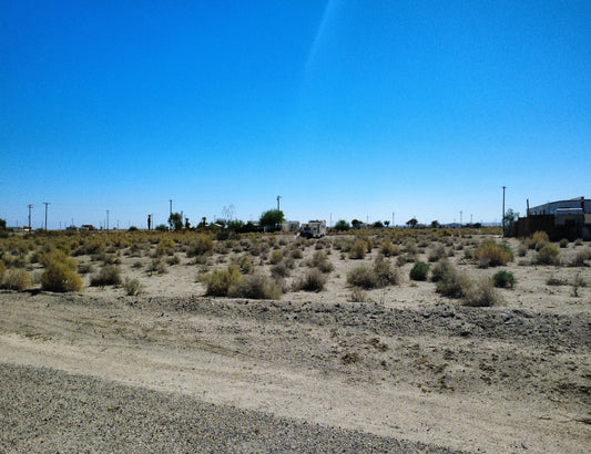 PRE-SALE STARTS 10/20/25!! RESIDENTIAL LOT WITH BEAUTIFUL SCENERY OF THE LAKE AND MOUNTAINS!! LOW MONTHLY PAYMENTS OF $200.00  791 Kahoolawe Ave., Salton City, CA 92274 APN: 017-474-002-000 - Get Land Today