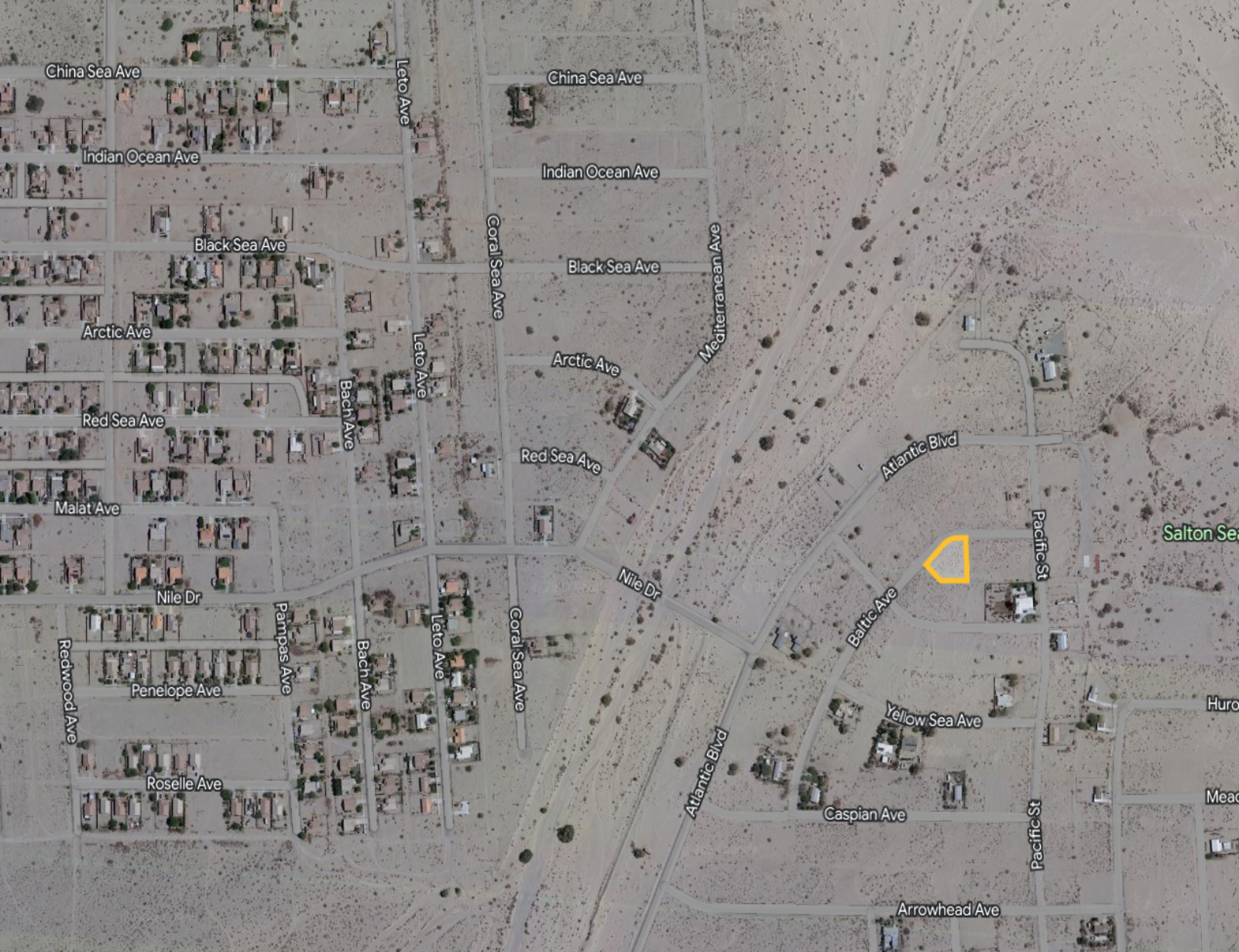AMAZING OVERSIZED RESIDENTIAL LOT WITH BEAUTIFUL SCENERY!! LOW MONTHLY PAYMENTS OF $200.00  1121 Baltic Ave., Salton City, CA 92274