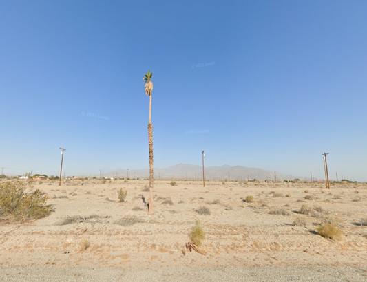 GREAT RESIDENTIAL LOT IN VISTA DEL MAR!! LOW MONTHLY PAYMENTS OF $250.00  2917 Camino Dr., Salton City, CA 92275 APN: 001-561-006-000