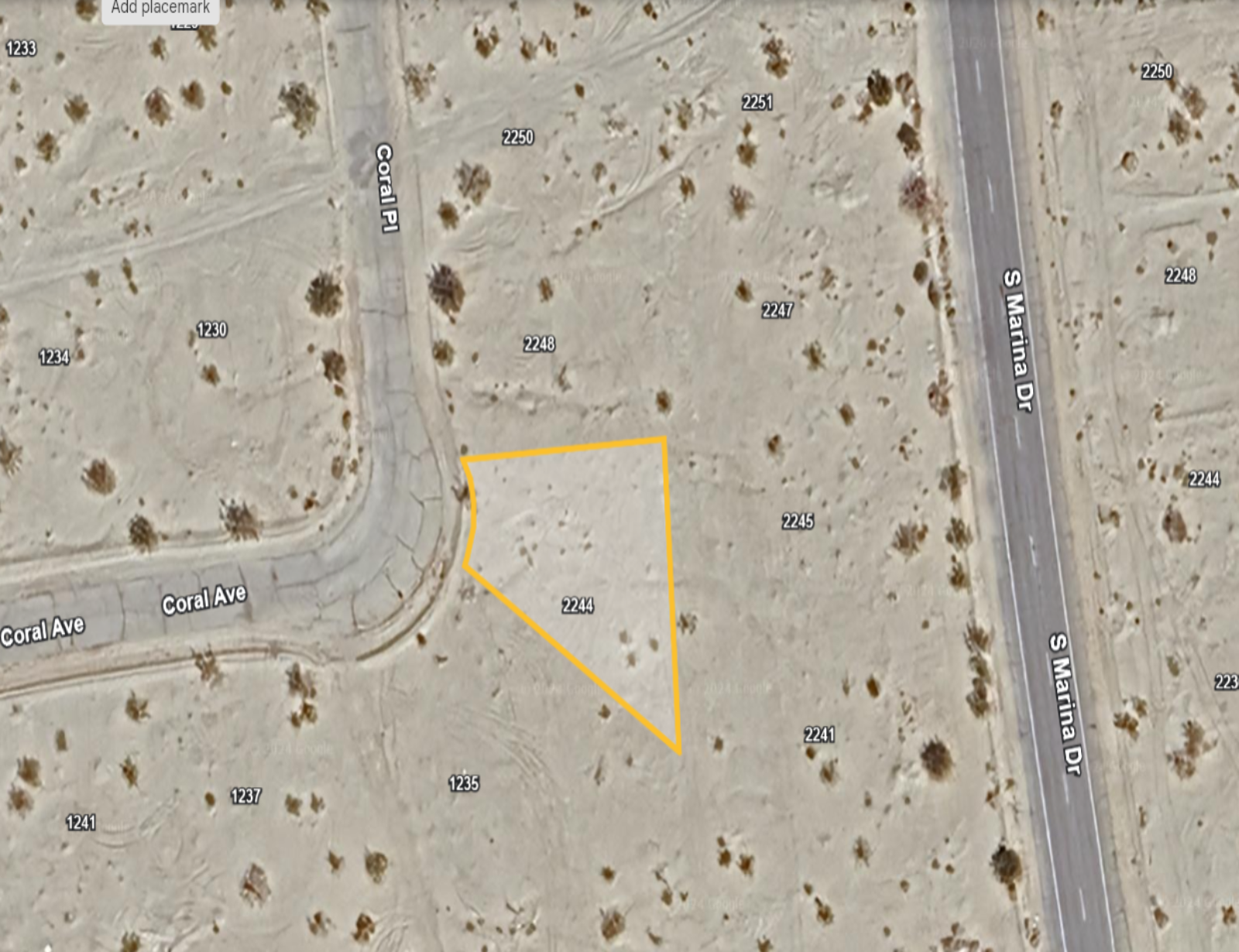 OVERSIZED RESIDENTIAL LOT, ONE BLOCK FROM MAIN ROAD, NEAR SCHOOLS!! LOW MONTHLY PAYMENTS OF $200.00  2244 Coral Pl., Salton City, CA 92275 APN: 011-463-021-000