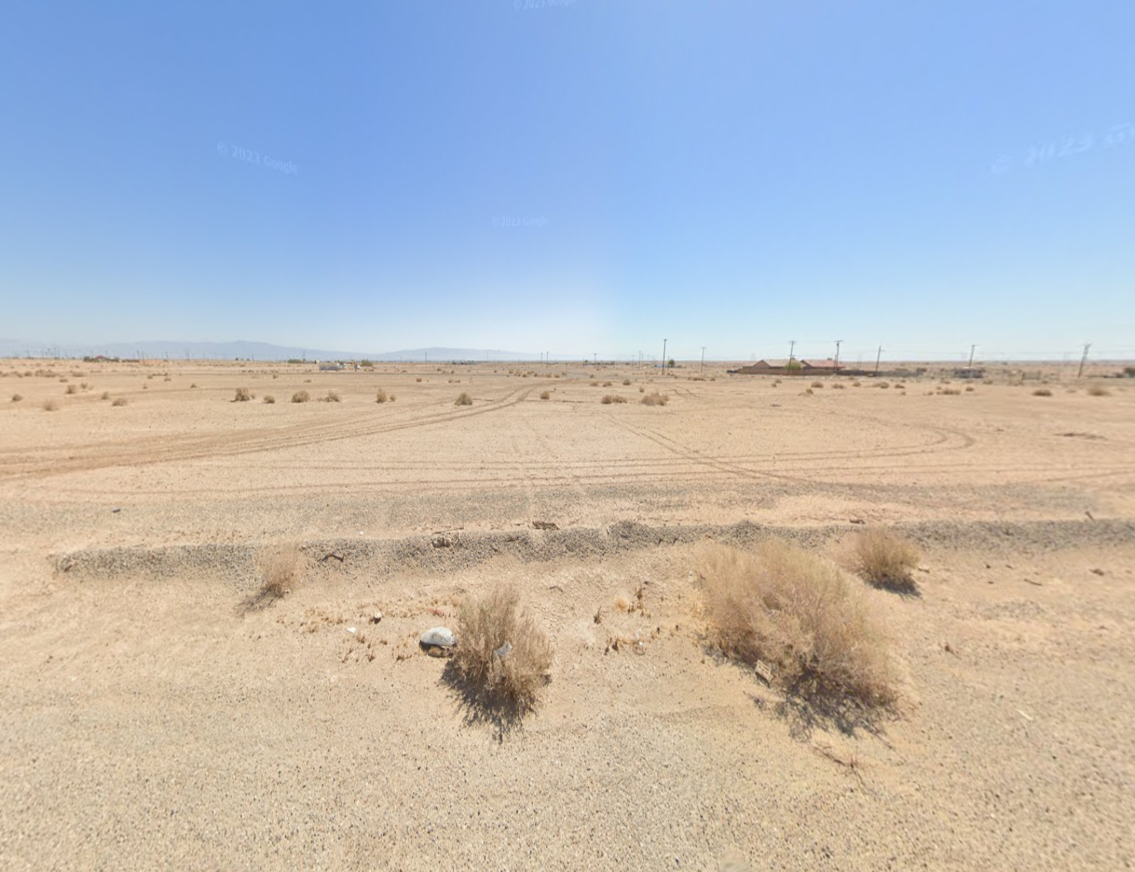 NEW!! RESIDENTIAL LOT NEAR COMMERCIAL AREA RIGHT OFF HIGHWAY!! LOW MONTHLY PAYMENTS OF $175.00  1976 Princeton Ave., Salton City, CA 92275 APN: 017-043-013-000