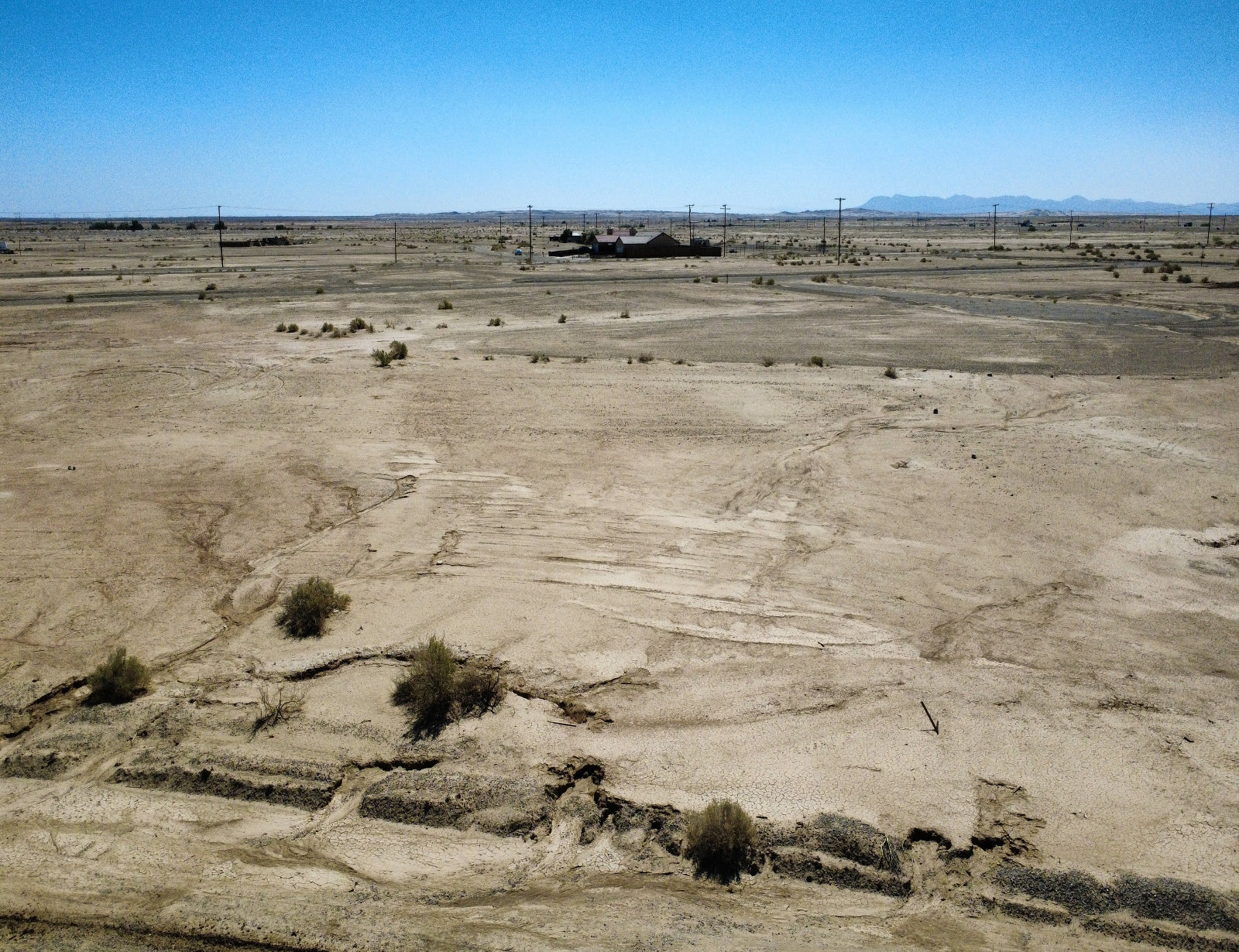 PRE-SALE STARTS 10/20/25!!  RESIDENTIAL LOT CLOSE TO HWY86 AND THE COMMERCIAL AREA!! LOW MONTHLY PAYMENTS OF $190.00  1087 Stanford Ave., Salton City, CA 92274 APN: 017-032-007-000 - Get Land Today