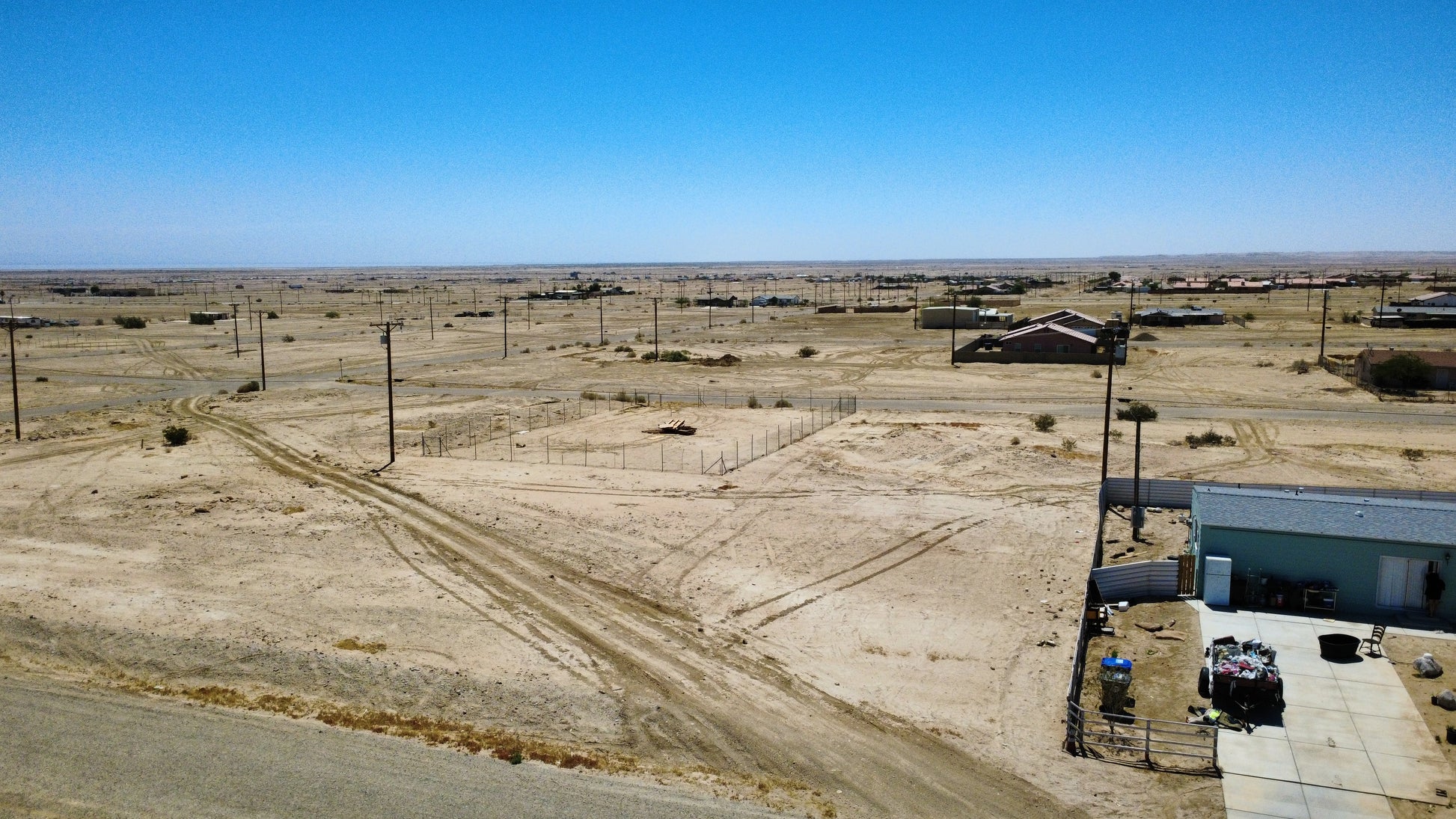 AMAZING RESIDENTIAL LOT ON THE WEST SIDE OF THE HIGHWAY!! LOW MONTHLY PAYMENTS OF $325.00  1361 Washington Ave., Salton City, CA 92275  APN: 014-151-006-000 - Get Land Today