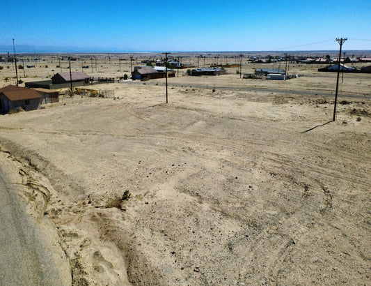 PRE-SALE STARTS 10/20/25!! AMAZING RESIDENTIAL LOT LOCATED ON THE WESTSIDE OF HWY86!! LOW MONTHLY PAYMENTS OF  $ 290.00  1375 Tyler Ave., Salton City, CA 92274 APN: 014-152-004-000 - Get Land Today