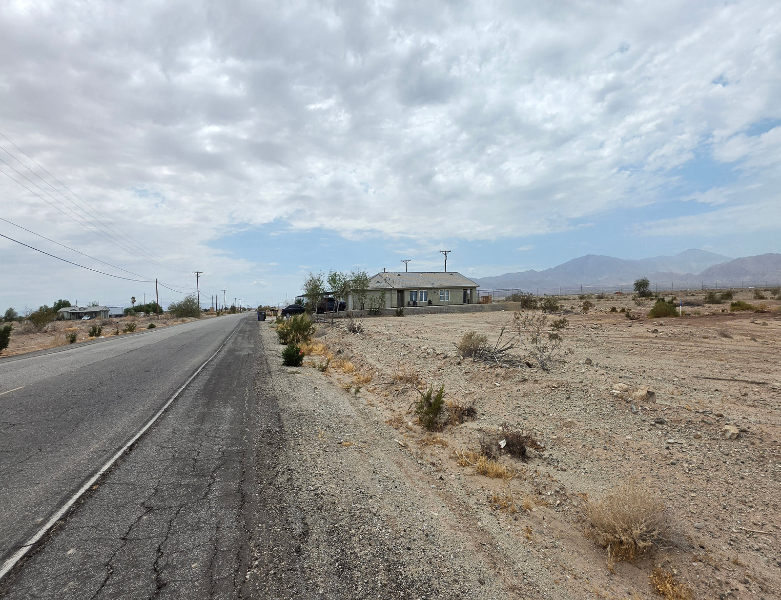 AMAZING RESIDENTIAL LOT ON MAIN ROAD RIGHT OFF OF HIGHWAY!! LOW MONTHLY PAYMENTS OF $600.00  2447 N. Marina Dr. & 2450 Sorrel Ave., Salton City, CA 92275  APN: 011-064-007-000 & 011-064-008-000