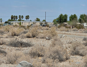 RESIDENTIAL LOT ONE BLOCK FROM HIGH SCHOOL!! LOW MONTHLY PAYMENTS OF $225.00   2444 Shore King Ave., Salton City, CA 92275 APN: 012-144-010-000