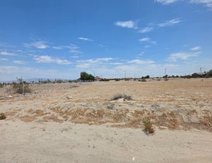 RESIDENTIAL LOT NEAR HIGH SCHOOL!! LOW MONTHLY PAYMENTS OF $235.00   2312 Shore Hawk Ave., Salton City, CA 92275 APN: 012-173-008-000