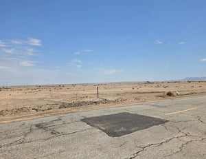 OVERSIZED COMMERCIAL LOT NEAR HIGHWAY 86!! LOW MONTHLY PAYMENTS OF $325.00   2074 Salton Dr., Salton City, CA 92275 APN: 015-501-021-000