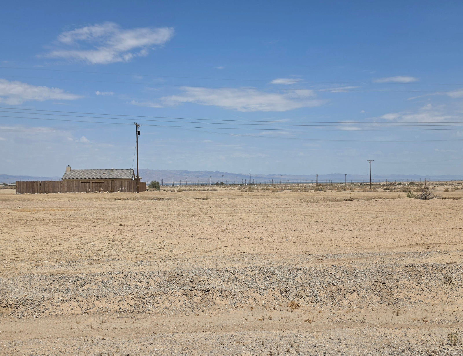 RESIDENTIAL LOT NEAR COMMERCIAL AREA AND HIGHWAY 86!! LOW MONTHLY PAYMENTS OF $470.00   2034 & 2036 Citrus Ave., Salton City, CA 92275 APN: 016-412-010-000 & 016-412-011-000