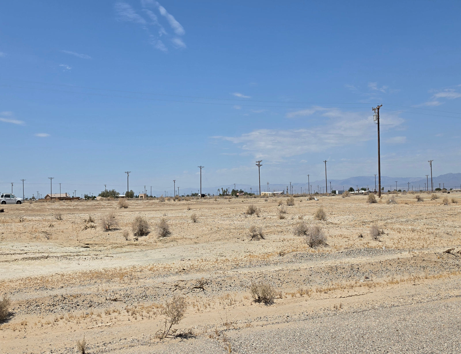 RESIDENTIAL LOT IN A QUIET AREA IN SALTON CITY!! LOW MONTHLY PAYMENTS OF $235.00   2115 Phoenix Ave., Salton City, CA 92275 APN: 016-352-004-000