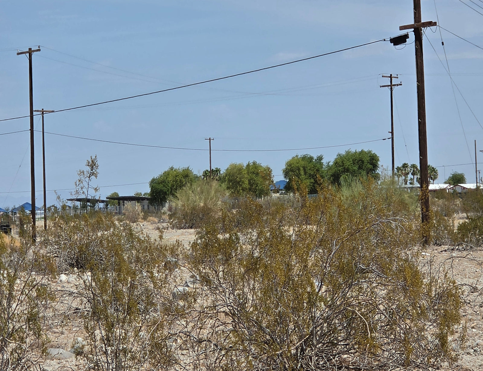 BEAUTIFUL COMBO LOT LOCATED A FEW BLOCK FROM ELEMENTARY SCHOOL!!  LOW MONTHLY PAYMENT OF $500.00  2504 & 2506 Sea Oasis Ave., Salton City, CA 92275 APN: 009-423-015-000 & 009-423-016-000