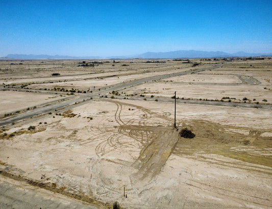 RESIDENTIAL LOT LOCATED NEAR THE COMMERCIAL AREA!! LOW MONTHLY PAYMENTS OF $275.00  2039 Cornell Ave., Salton City, CA 92275  APN: 015-561-007-000 - Get Land Today