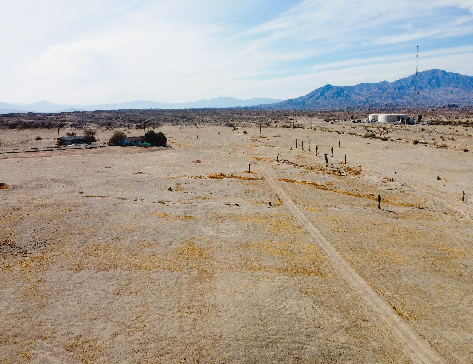 NEW!! AMAZING WESTSIDE RESIDENTIAL LOT LOCATED A FEW BLOCKS FROM THE COMMERCIAL AREA!! LOW MONTHLY PAYMENTS OF $300.00  2071 Ranchero Ave., Salton City, CA 92275  APN: 007-331-024-000