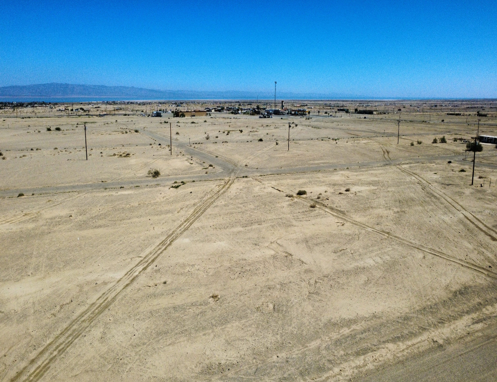 PRE-SALE STARTS 10/20/25!! AMAZING RESIDENTIAL LOT LOCATED ON THE WESTSIDE OF HWY86!! LOW MONTHLY PAYMENTS OF  $ 290.00  2078 Polk Ave., Salton City, CA 92274 APN: 014-133-006-000 - Get Land Today