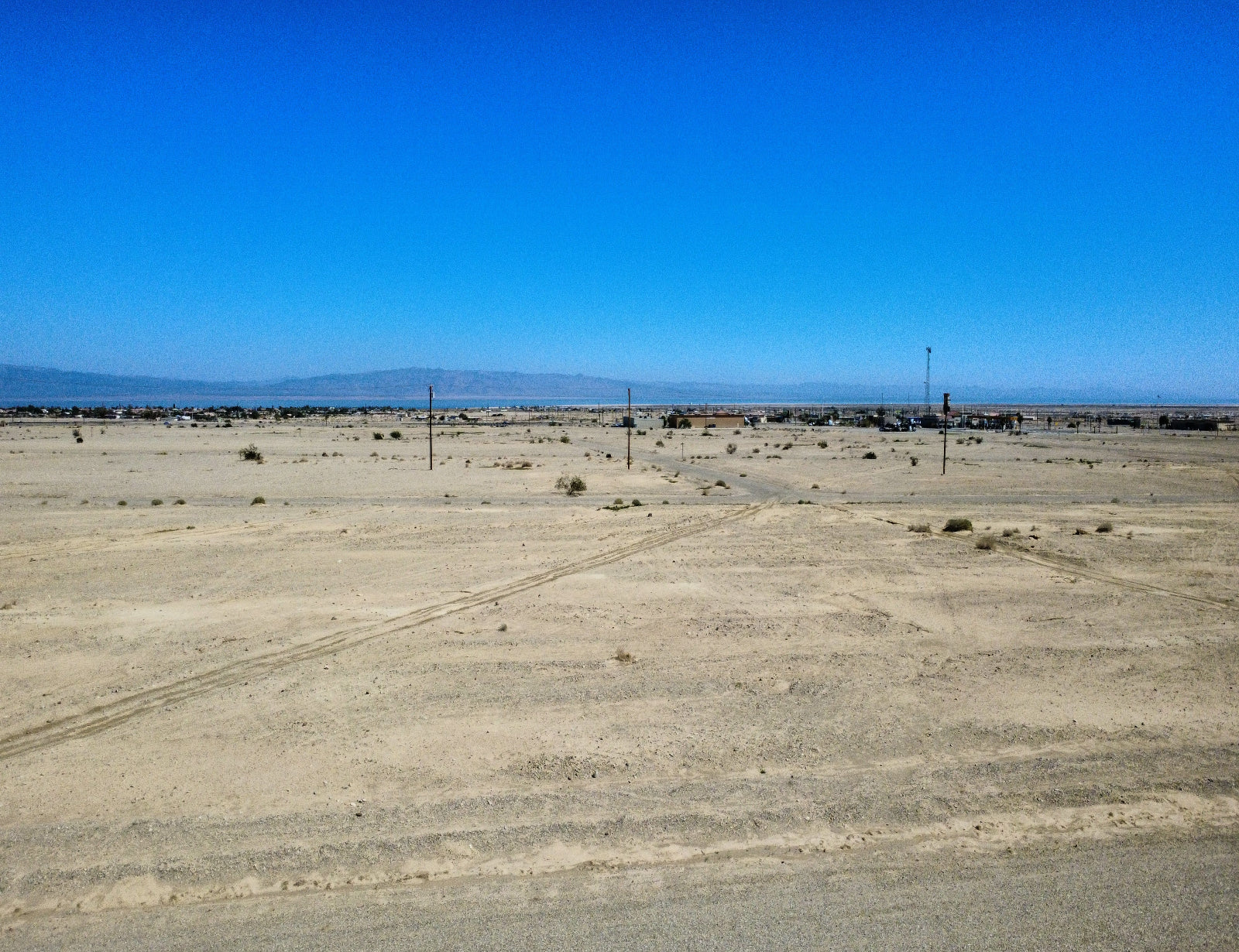 PRE-SALE STARTS 10/20/25!! AMAZING RESIDENTIAL LOT LOCATED ON THE WESTSIDE OF HWY86!! LOW MONTHLY PAYMENTS OF  $ 290.00  2078 Polk Ave., Salton City, CA 92274 APN: 014-133-006-000 - Get Land Today