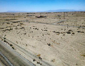 RESIDENTIAL LOT VERY CLOSE TO THE HIGHWAY!! LOW MONTHLY PAYMENTS OF $275.00  2105 Riviera Cir., Salton City, CA 92275  APN: 015-432-003-000 - Get Land Today