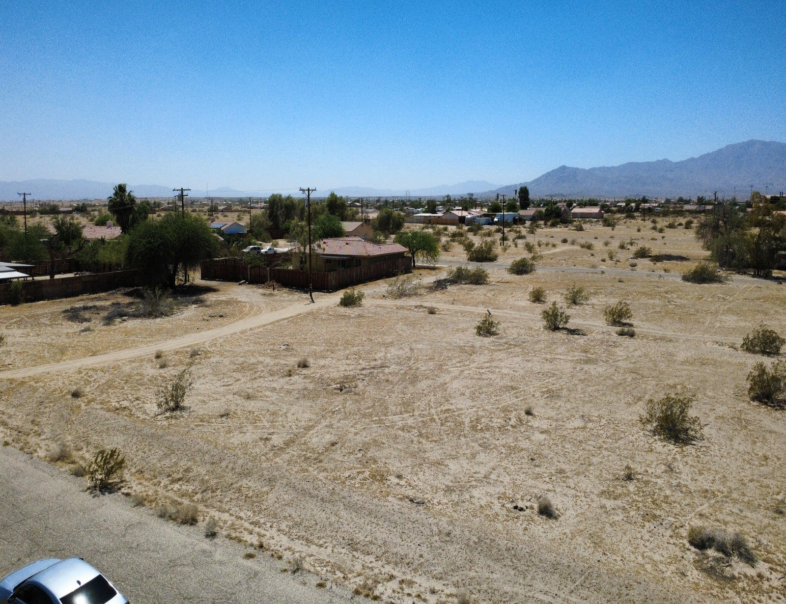 BEAUTIFUL SCENERY RESIDENTIAL LOT LOCATED NEAR SCHOOLS!! LOW MONTHLY PAYMENTS OF $250.00  2439 Sand Ere Ave., Salton City, CA 92275  APN: 012-334-002-000 - Get Land Today