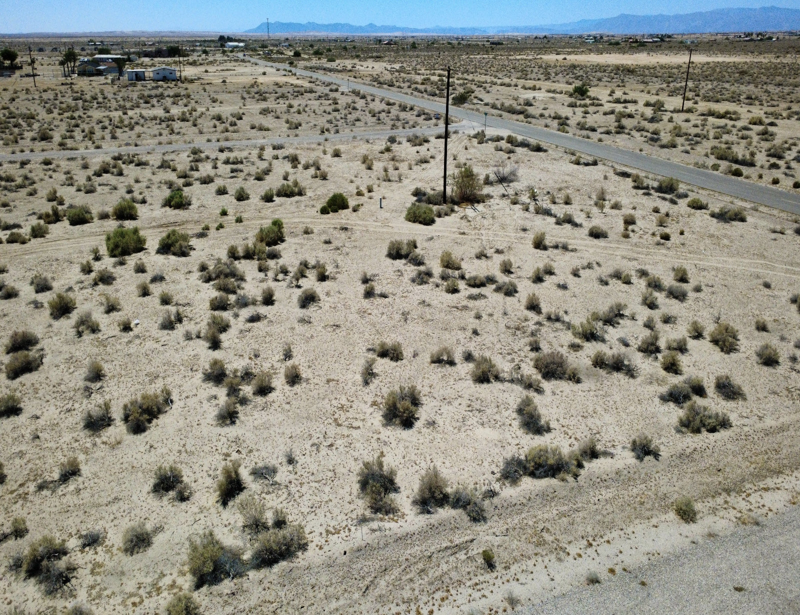 BEAUTIFUL SCENERY RESIDENTIAL LOT LOCATED NEAR LAKE!! LOW MONTHLY PAYMENTS OF $250.00  791 Hilo Ave., Salton City, CA 92275  APN: 017-475-002-000 - Get Land Today