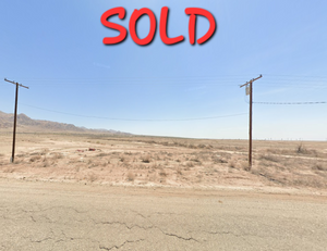 ASTONISHING .94 ACRES OF RECREATIONAL LAND LOCATED ABOUT 15 MINUTES FROM BOMBAY BEACH!! LOW MONTHLY PAYMENTS OF $175.00  APN: 002-110-058-000