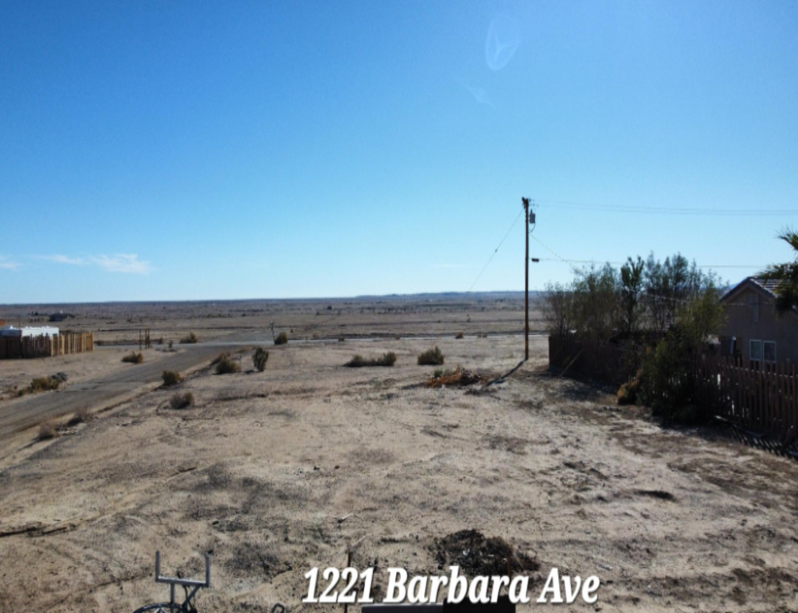 SOLD!! AMAZING CORNER LOT ON THE WEST SIDE OF HIGHWAY 86!! LOW MONTHLY PAYMENTS OF $225.00   1221 Barbara Ave., Salton City, CA 92275  APN: 017-802-001-000 - Get Land Today