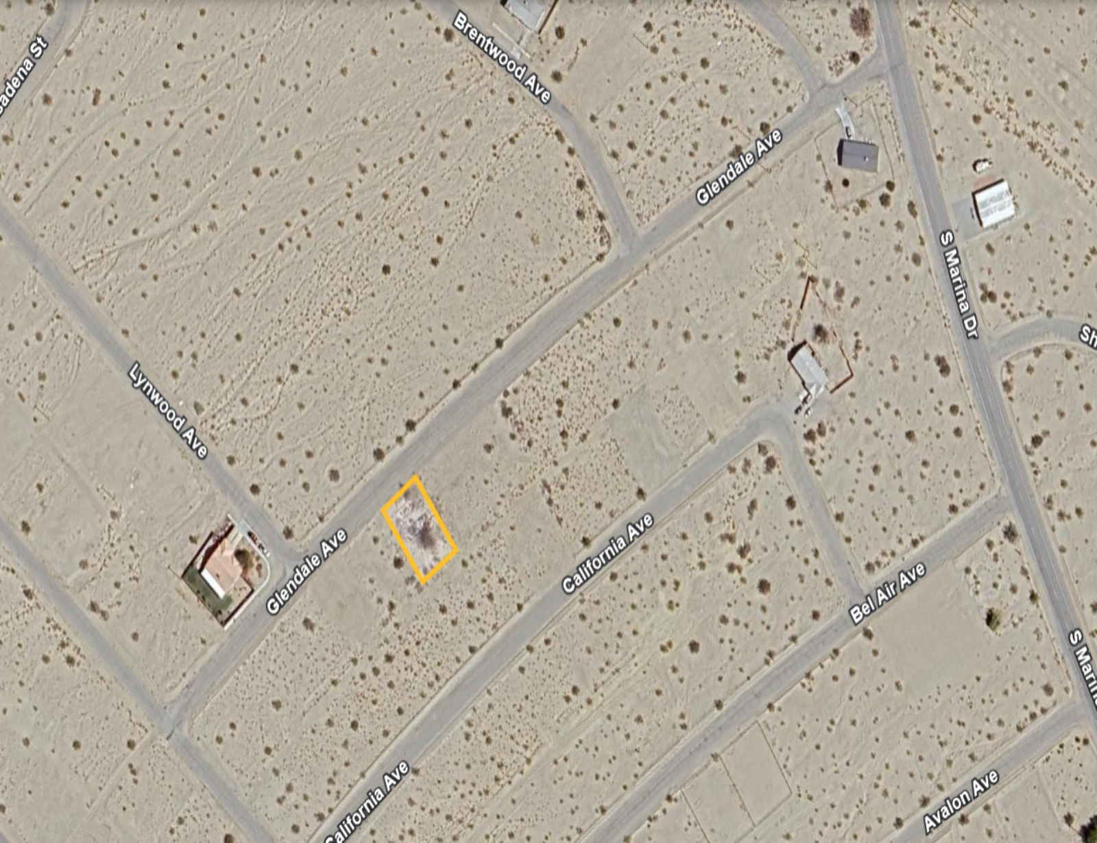 WATER METER ON LOT!! GREAT RESIDENTIAL LOT LOCATED NEAR STORES AND MAIN STREET!! LOW MONTHLY PAYMENTS OF $500.00  1259 Glendale Ave., Salton City, CA 92275 APN: 011-431-009-000