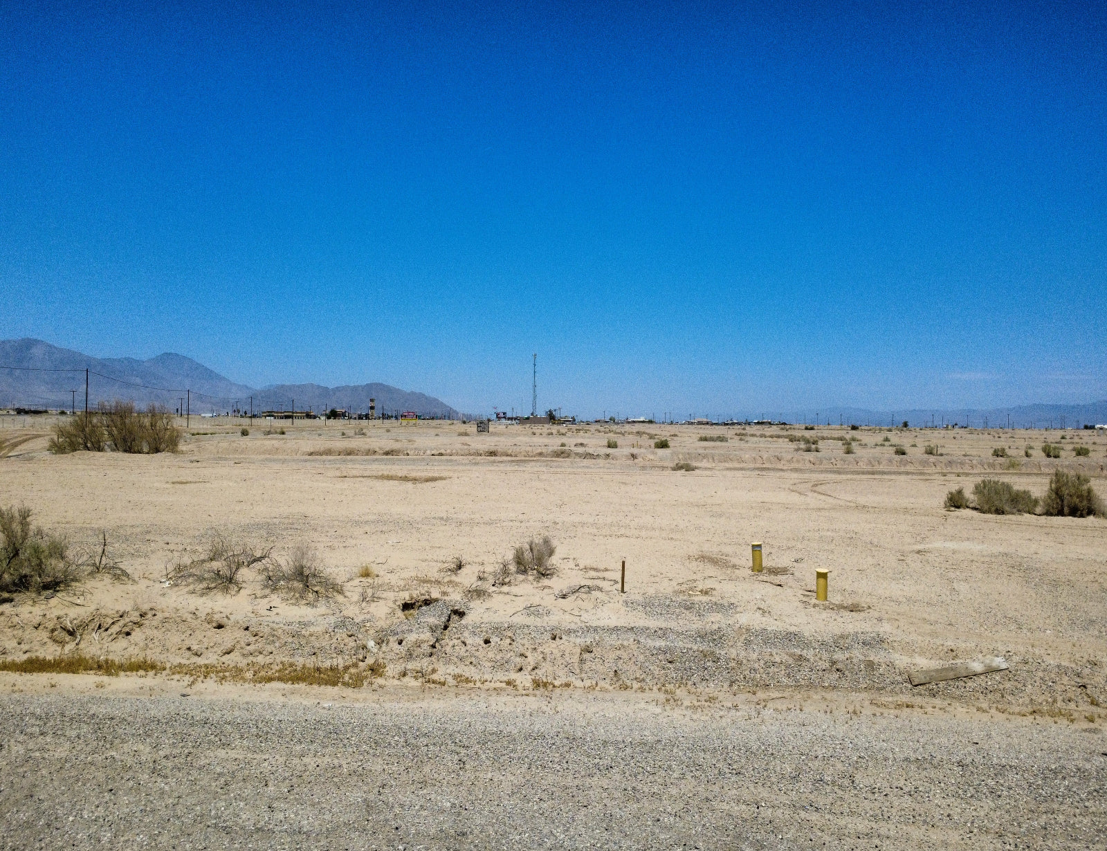 GREAT COMMERCIAL LOT LOCATED RIGHT OFF THE HIGHWAY!! LOW MONTHLY PAYMENTS OF $310.00  1152 Stanford Ave., Salton City, CA 92275  APN: 017-021-005-000 - Get Land Today