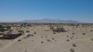 GREAT RESIDENTIAL LOT NEAR NEWER HOMES AND HIGH SCHOOL!! LOW MONTHLY PAYMENTS OF $275.00  2354 Sand Ere Ave., Salton City, CA 92275  APN: 012-441-013-000